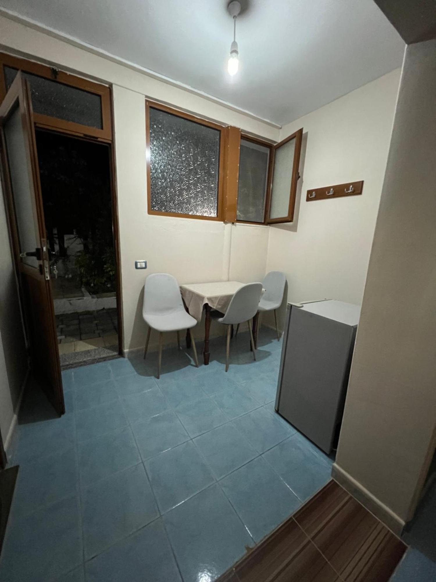 Bruno Rooms Vlorë Extérieur photo